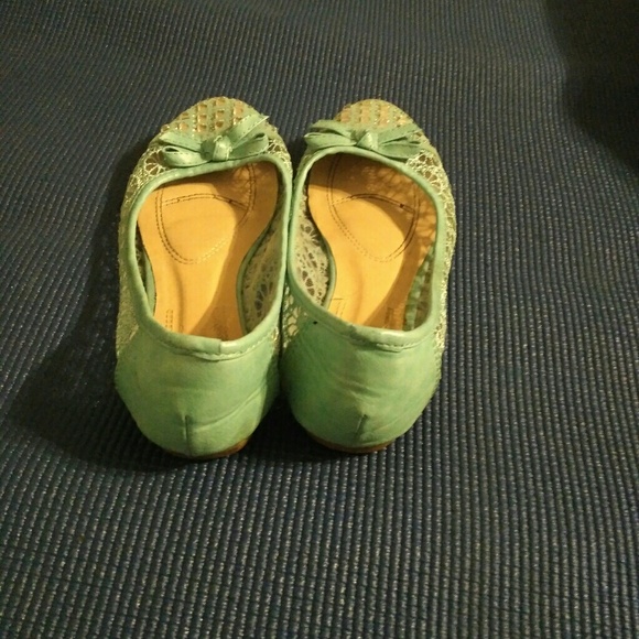 Flats - Picture 2 of 2